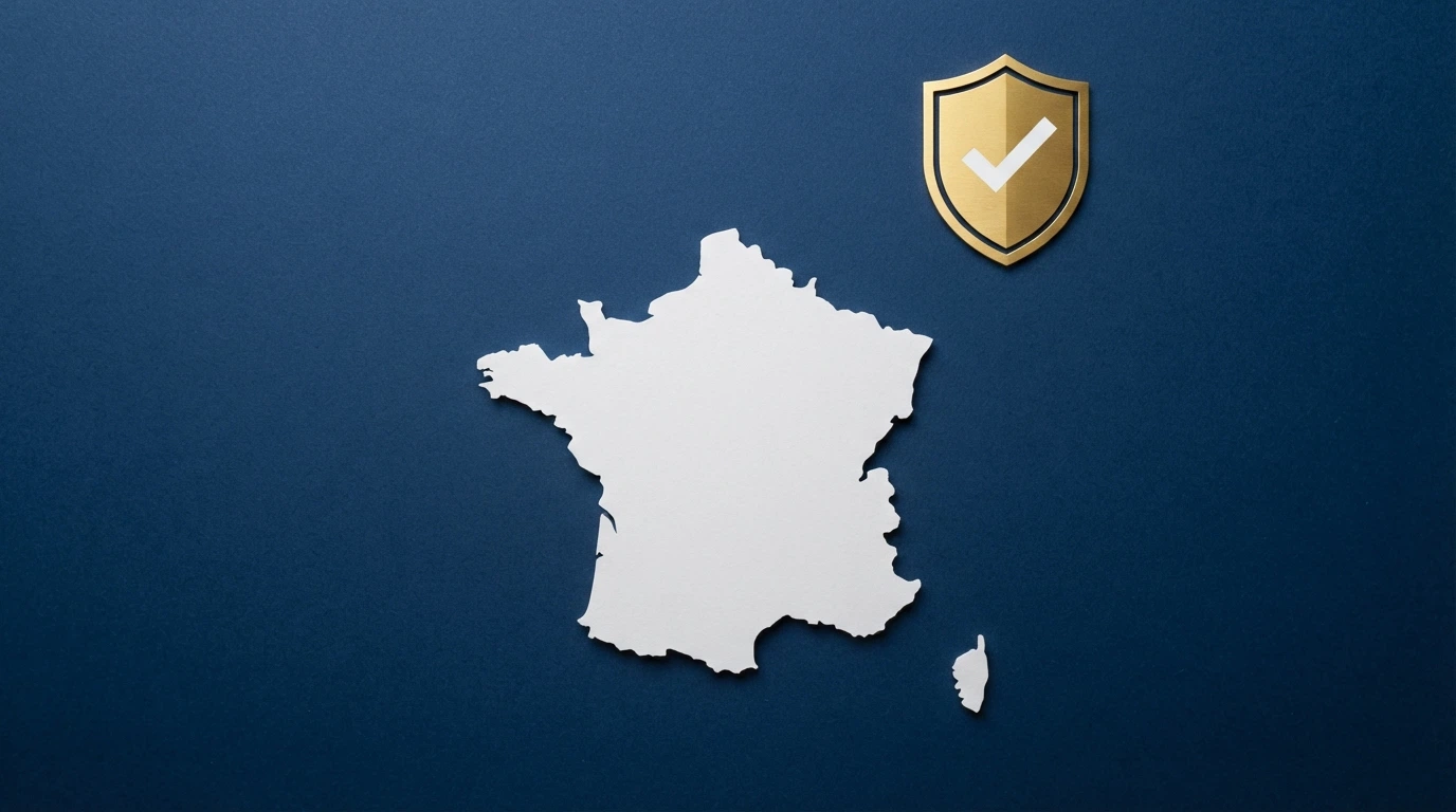 Logo de l'Autorité nationale des jeux sur fond bleu, avec une carte de France et l'inscription « marché régulé »